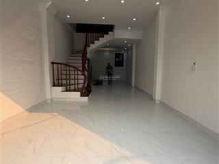 Chủ gửi bán 37m2 5t  6 ngủ  kim hoàng vân canh  sơn đồng  ô tô đỗ cửa  cách chợ 50m...