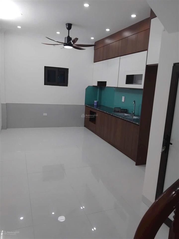 Nhà đẹp kim hoàng 39m² x 4t  50m ô tô tránh  bãi đỗ  tiện ích bạt ngàn...