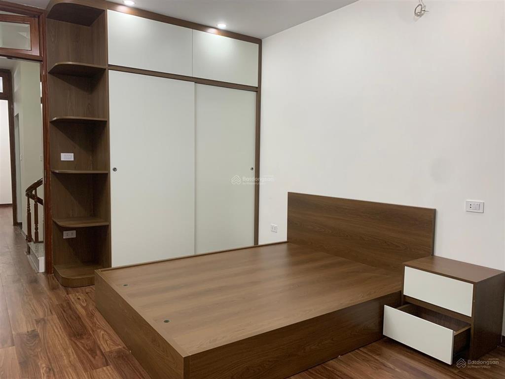 Nhà đẹp kim hoàng 39m² x 4t  50m ô tô tránh  bãi đỗ  tiện ích bạt ngàn...
