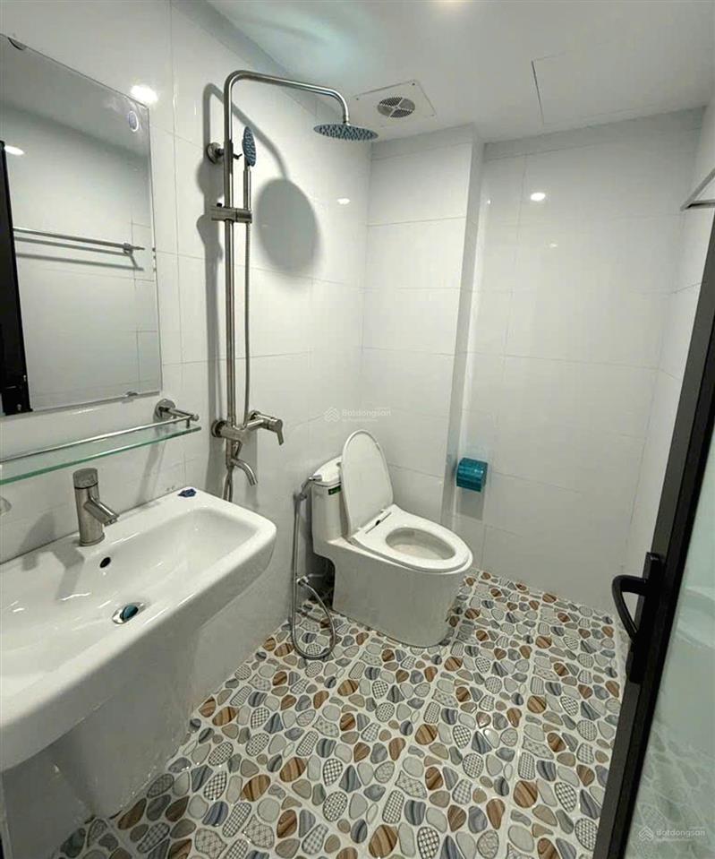 Nhà mới lai xá  kim chung 44m² x 5t  30m ô tô  sát ql32  vđ 3.5  vừa ở vừa cho thuê...