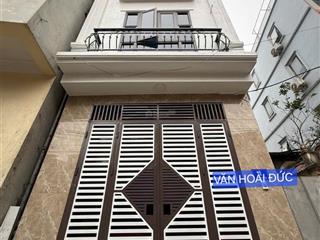 Nhà mới lai xá  kim chung 44m² x 5t  30m ô tô  sát ql32  vđ 3.5  vừa ở vừa cho thuê...