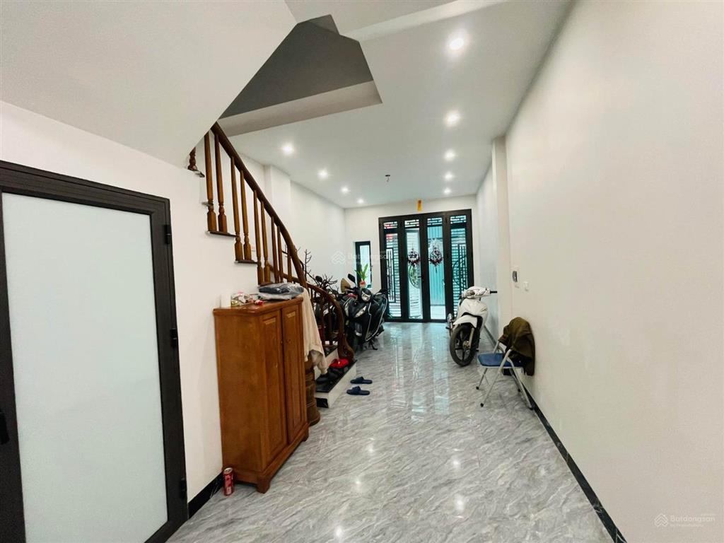 Chủ cần bán gấp nhà trung tâm kim hoàng sơn đồng vài bước chân ra bãi ô tô tiện ích bạt ngàn..