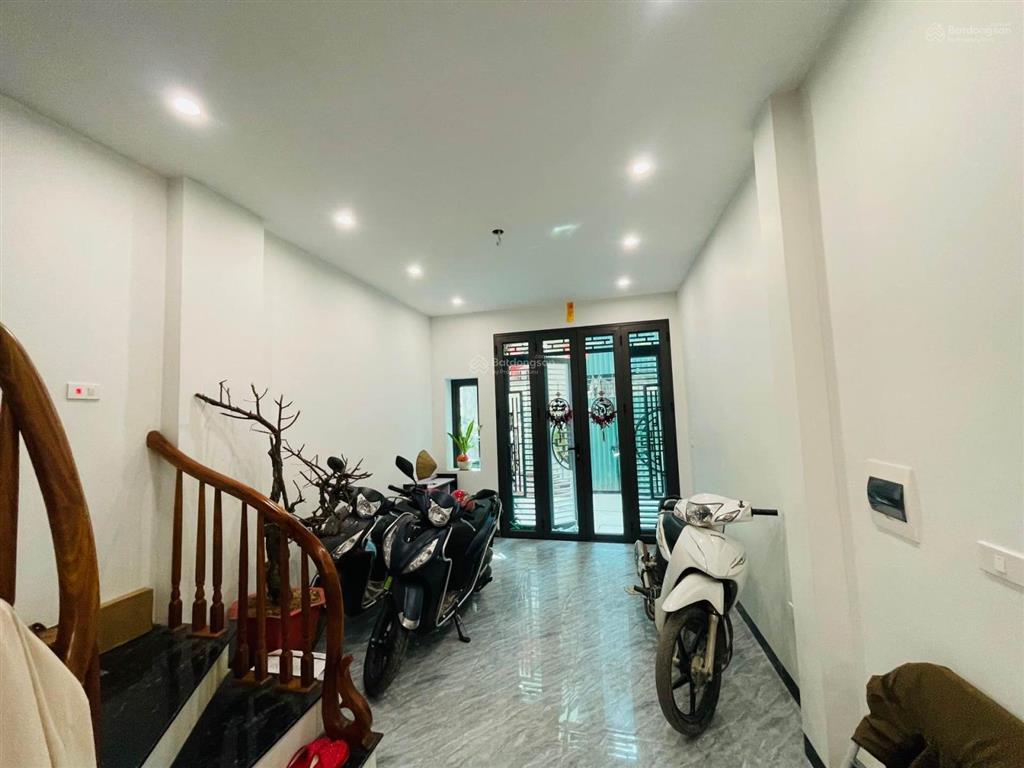 Chủ cần bán gấp nhà trung tâm kim hoàng sơn đồng vài bước chân ra bãi ô tô tiện ích bạt ngàn..