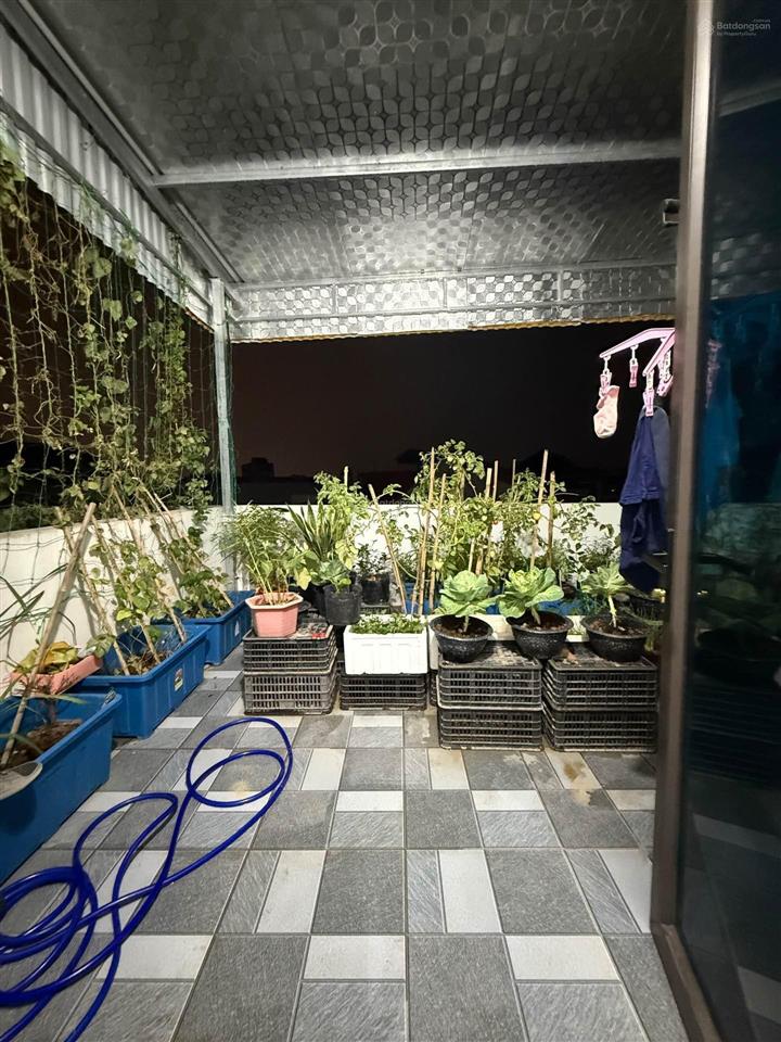 Nhà đẹp song phương 40m2 x 4t  hơn 5 tỷ  2 thoáng trước sau  ở ngay  tiện ích bạt ngàn