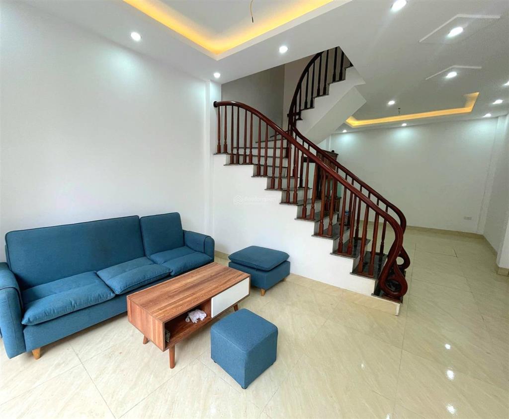 An trai 39m²5t  6 ngủ  full nội thất  ở ngay  sát kđt an lạc  bãi đỗ  tiện ích bạt ngàn...