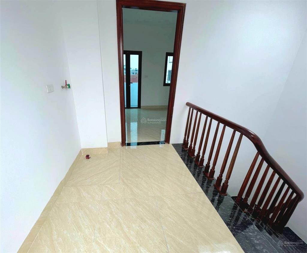 An trai 39m²5t  6 ngủ  full nội thất  ở ngay  sát kđt an lạc  bãi đỗ  tiện ích bạt ngàn...