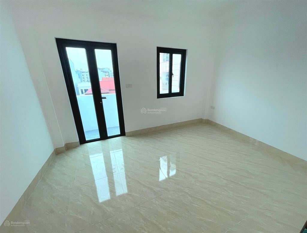 An trai 39m²5t  6 ngủ  full nội thất  ở ngay  sát kđt an lạc  bãi đỗ  tiện ích bạt ngàn...