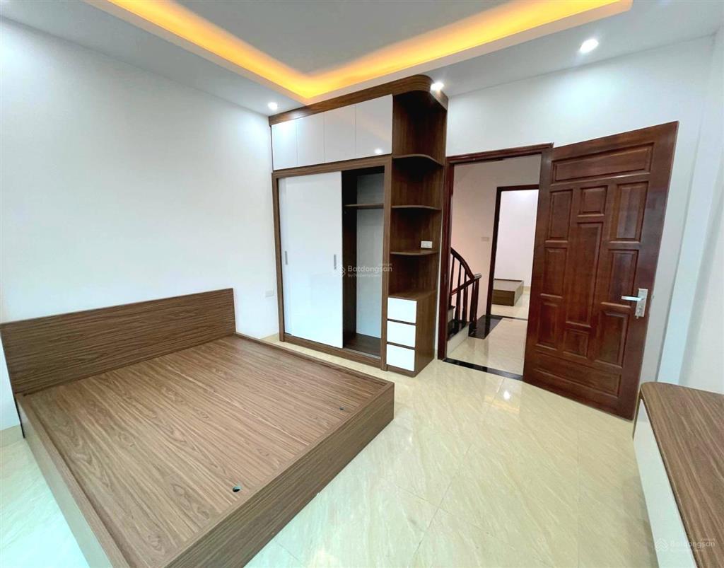 An trai 39m²5t  6 ngủ  full nội thất  ở ngay  sát kđt an lạc  bãi đỗ  tiện ích bạt ngàn...