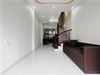 Nhà đẹp đại tự 4 tầng  6 ngủ  hơn 5 tỷ  mặt ngõ thông, ô tô đỗ cửa, full nội thất.