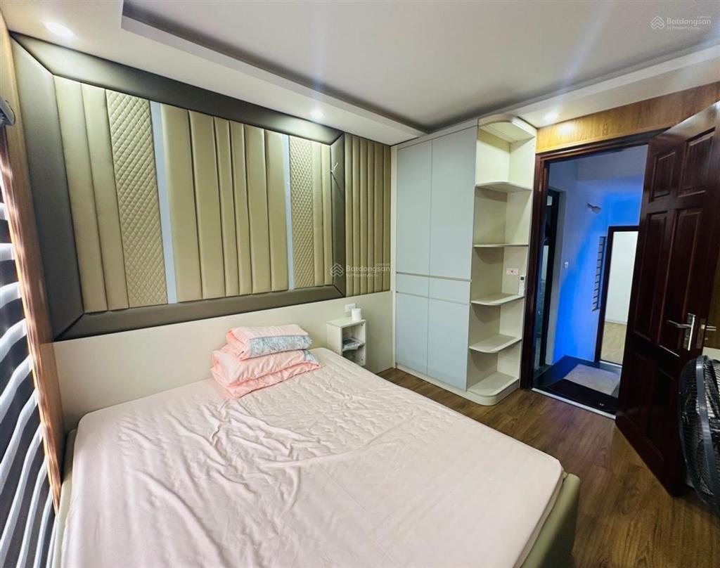 Nhà đẹp đại tự 4 tầng  6 ngủ  hơn 5 tỷ  mặt ngõ thông, ô tô đỗ cửa, full nội thất