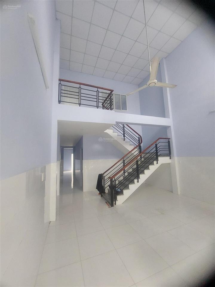 Bán nhà hẽm xe hơi 5m x 20m nguyễn văn tạo long thới  nhà begiá 4tỷ95