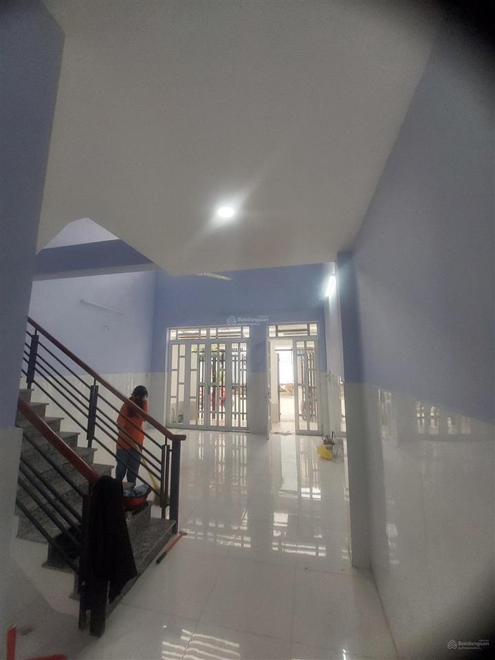 Bán nhà hẽm xe hơi 5m x 20m nguyễn văn tạo long thới  nhà begiá 4tỷ95