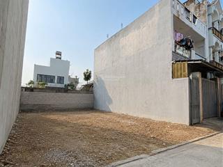 Bán đất khu phân lô  8m x 14m  giá 5.7 tỷ  phước kiểng  nhà bè