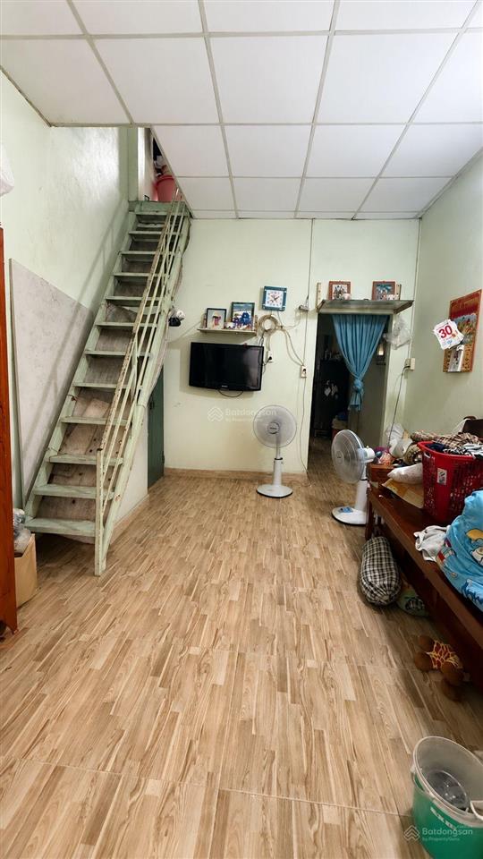 Bán nhà 2 tầng, sổ riêng, giá 2 tỷ 500 triệu, hẻm 1716 huỳnh tấn phát, nhà bè