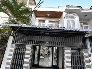 Bán nhà 2 tầng, 4m x 19m, dương cát lợi, sát quận 7