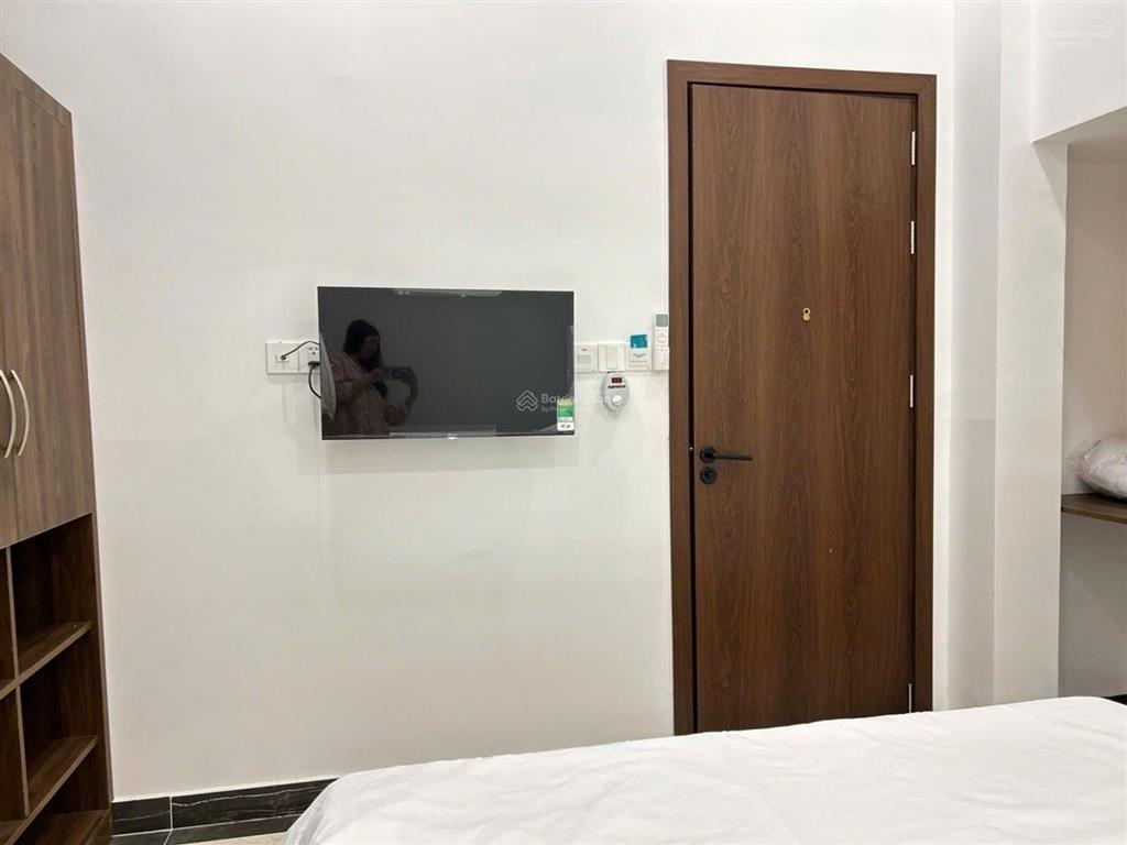 Bán khách sạn 5 tầng mặt tiền đường nguyễn bình nhà bè gần trường đại học mở tp hcm