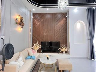 Bán nhà mới xây 2 tầng, 60m2, full nội thất, ngay chợ phú xuân, nhà bè