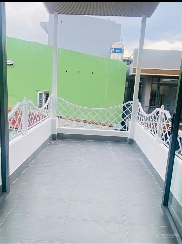 Bán nhà mới xây 2 tầng, 60m2, full nội thất, ngay chợ phú xuân, nhà bè