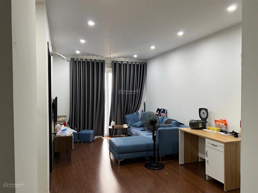 Nóng!!! cho thuê căn hộ cc 2pn. dt 70m2 tại 90 nguyễn tuân. giá 15tr/ tháng.  zalo 0792 253 ***