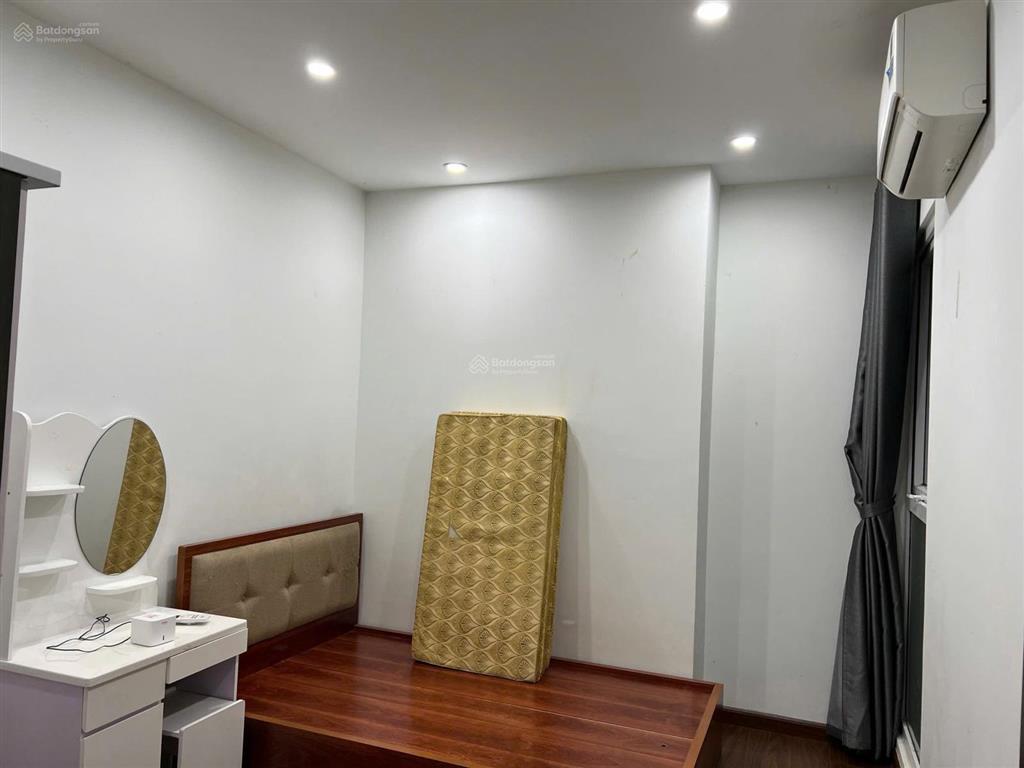 Nóng!!! cho thuê căn hộ cc 2pn. dt 70m2 tại 90 nguyễn tuân. giá 15tr/ tháng.  zalo 0792 253 ***