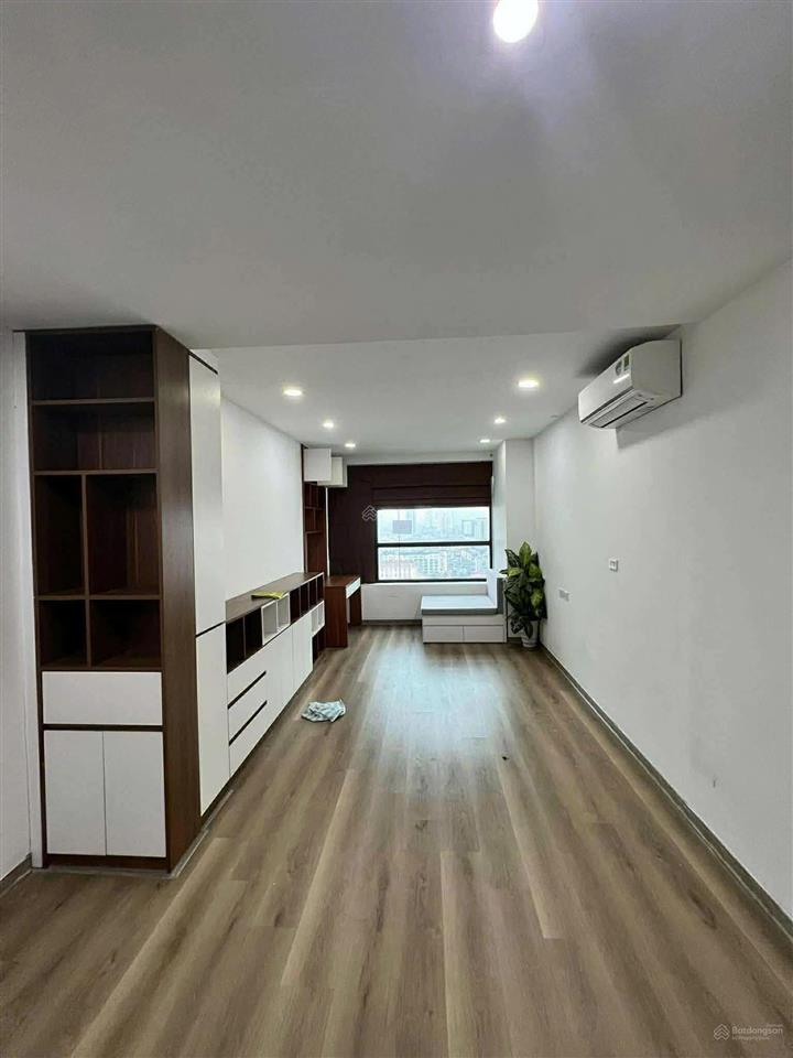 Giá cực rẻ!! bán căn hộ cc golden land 275 nguyễn trãi. 2pn. dt 65m2.giá 4,3tỷ. 0792 253 *** thành