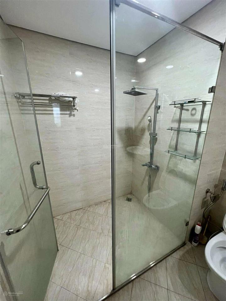 Giá cực rẻ!! bán căn hộ cc golden land 275 nguyễn trãi. 2pn. dt 65m2.giá 4,3tỷ. 0792 253 *** thành