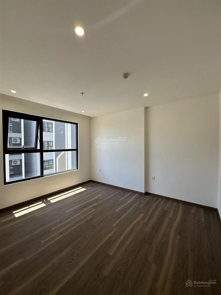Cho thuê cc toà be vinhomes ocp1 gia lâm, giá rẻ 6,5 tr/th. dt 75m2 2pn 2wc.  0792 253 *** e thành