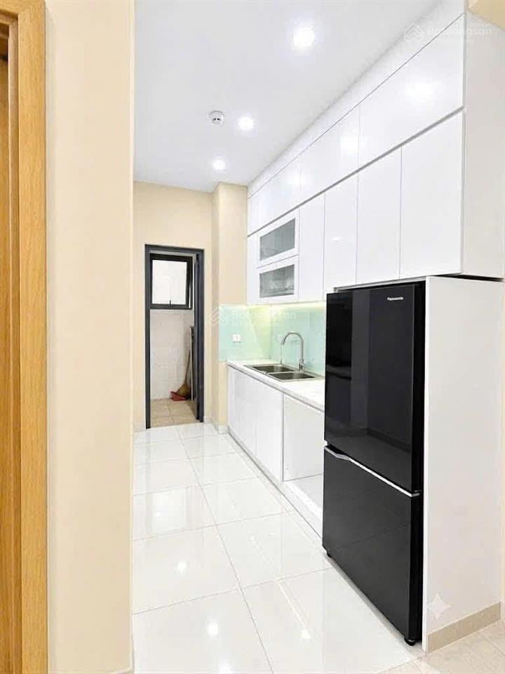 Cho thuê cc golden west 3pn, 2wc. dt 93m2 tại lê văn thiêm, 15 tr. giá siêu rẻ!!!.  0792 253 ***