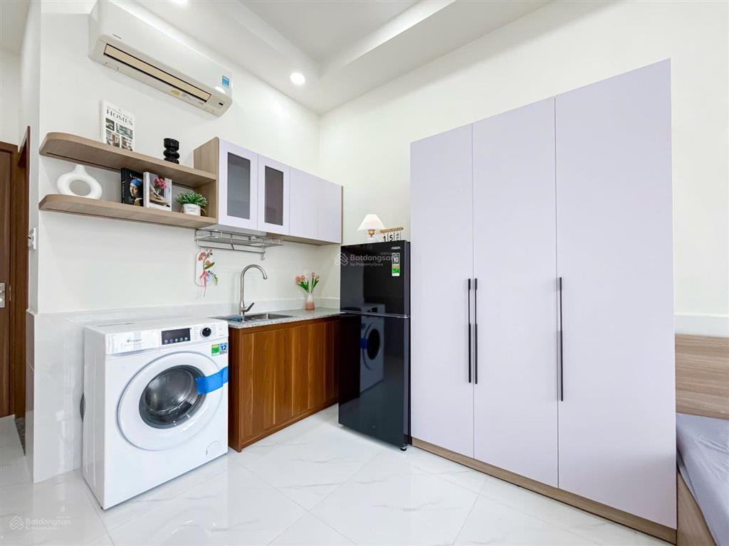 Căn hộ mới xây ban công gần đh tôn đức thắng  crescent mall  lotte  quận 4