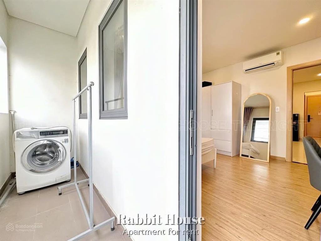 Cho thuê căn hộ 1pn q. tân bình, 60m2, giá 8,6 triệu, gần sân bay tân sơn nhất, vaa, greenwich
