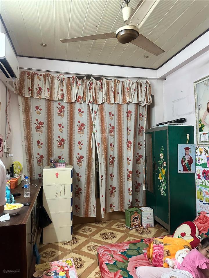 Nhà bán 4 tầng hẻm nguyễn thị minh khai phường 5 quận 3 dt 3.5m x 8m giá 6.7 tỷ tl