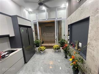 Bán nhà mới đẹp tại đội cấn đầy đủ nội thất