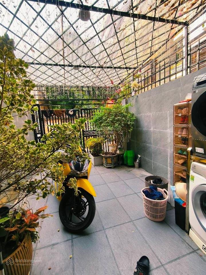 Bán căn hộ chung cư tại đê la thành, ô chợ dừa, đống đa, hà nội, giá cực chất chỉ với 8,9 tỷ, 80m2