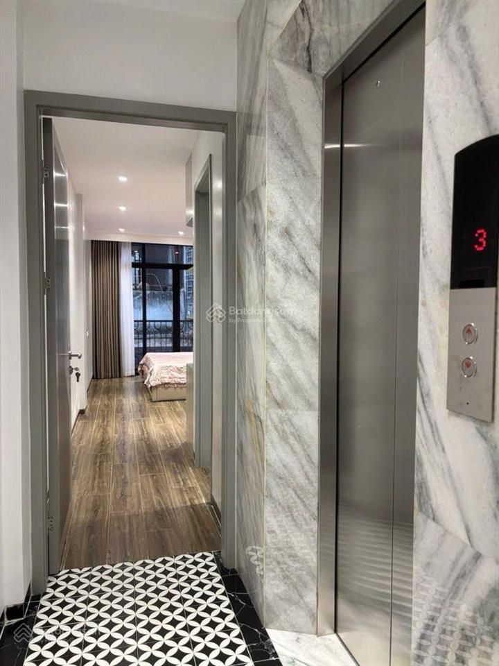 Bán nhà riêng 7 tầng thang máy đẹp tại phố khâm thiên , ngõ kiến thiết