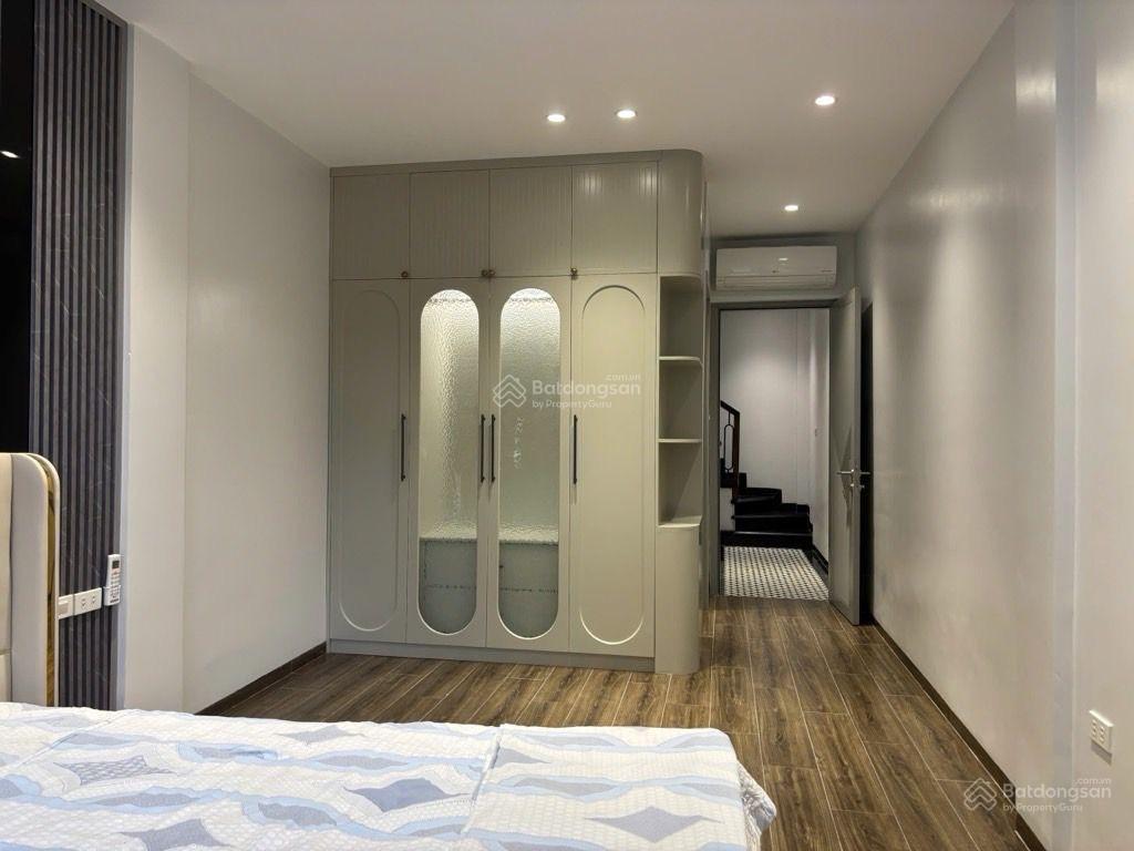 Bán nhà riêng 7 tầng thang máy đẹp tại phố khâm thiên , ngõ kiến thiết