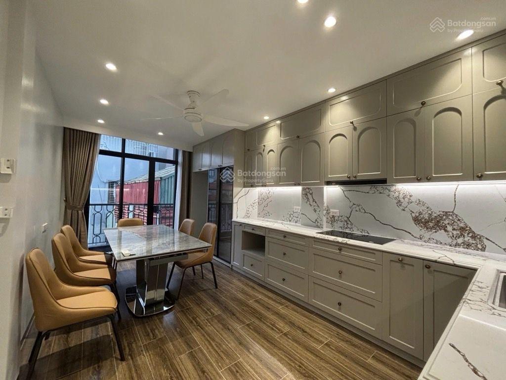 Bán nhà riêng 7 tầng thang máy đẹp tại phố khâm thiên , ngõ kiến thiết