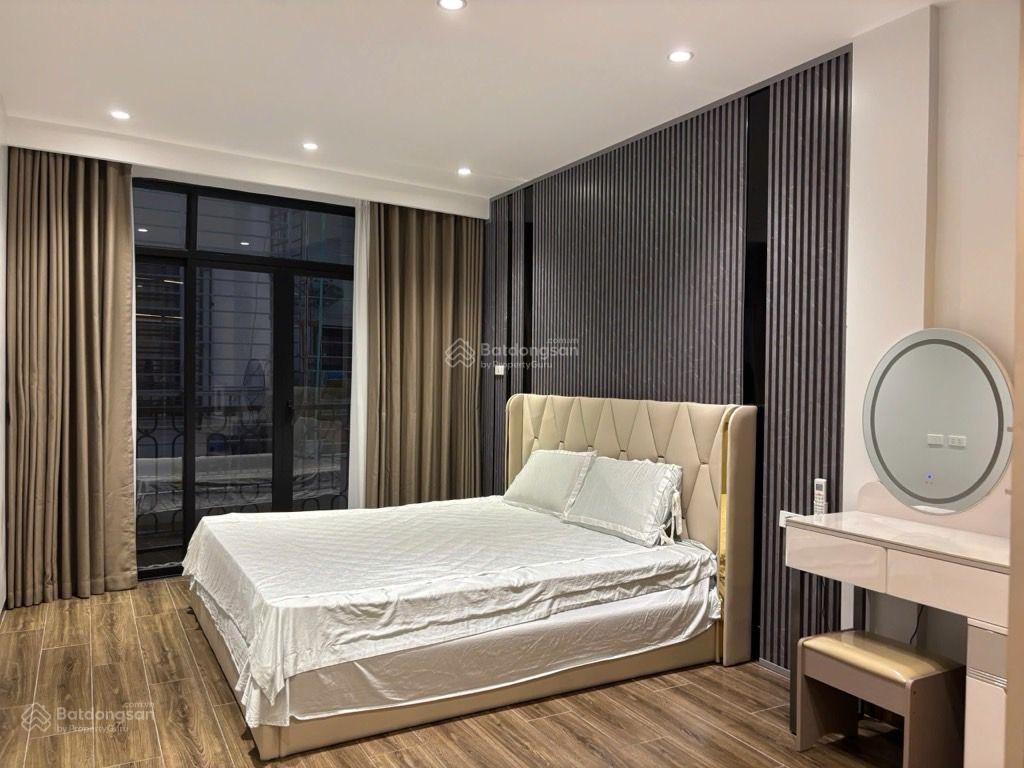 Bán nhà riêng 7 tầng thang máy đẹp tại phố khâm thiên , ngõ kiến thiết