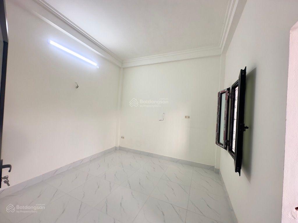 Bán nhà riêng tại hoàng hoa thám , diện tích 38 m2