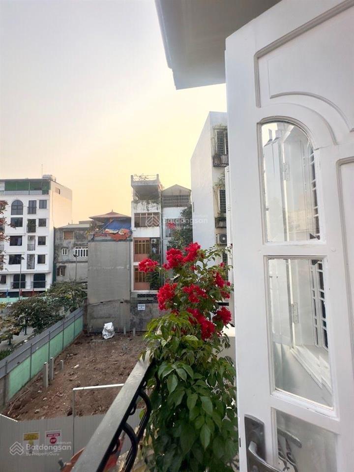 Bán nhà riêng tại hoàng hoa thám , diện tích 38 m2