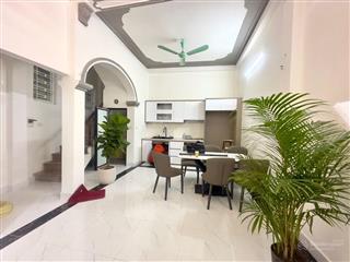 Bán nhà riêng tại hoàng hoa thám , diện tích 38 m2