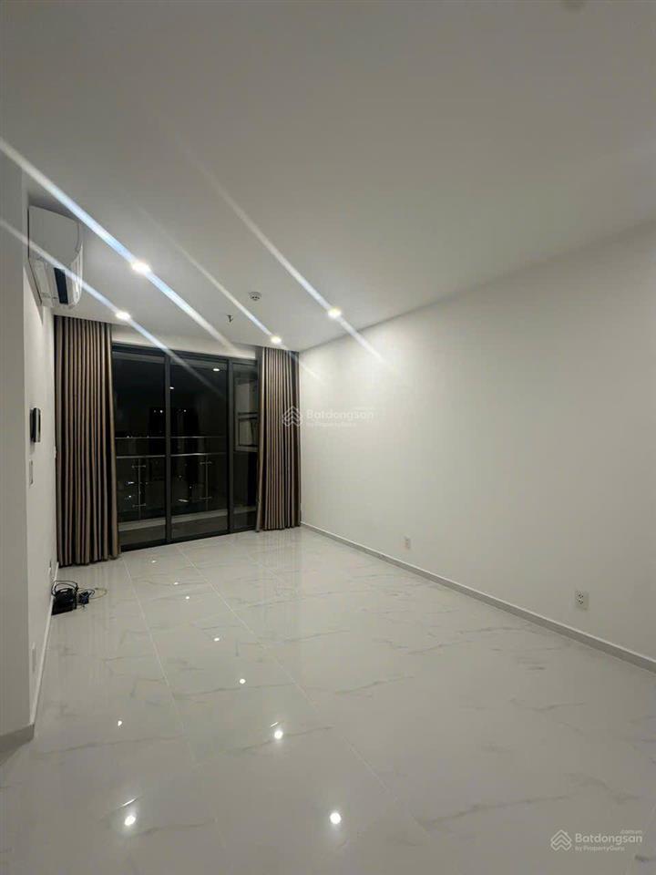 Bán nhanh 2pn d'lusso 75m2 view đông nam giá tốt 6,3 tỷ
