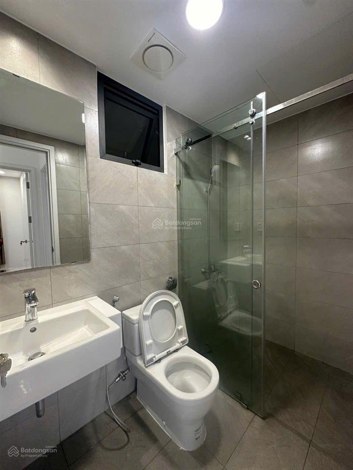 Cần bán căn hộ mt eastmark city 2pn2wc dt 73m2 tầng cao full nội thất dính tường giá 4,1tỷ bao thuế