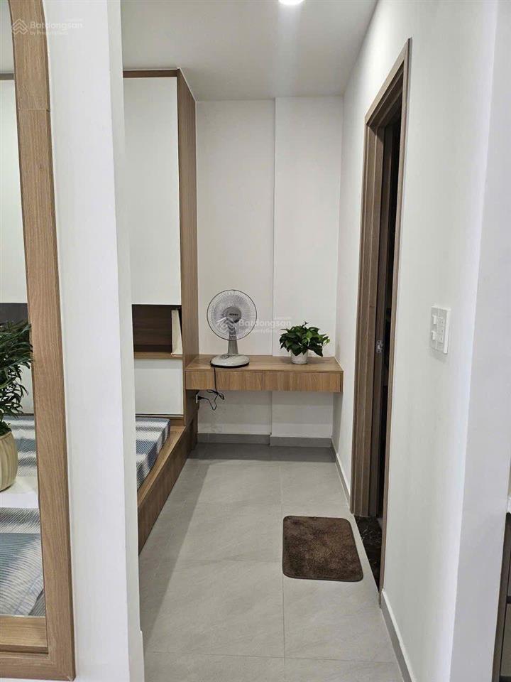 Bán căn hộ dlusso 2pn2wc dt 69m2 tầng cao view sông full nội thất giá 6,3 tỷ có thương lượng