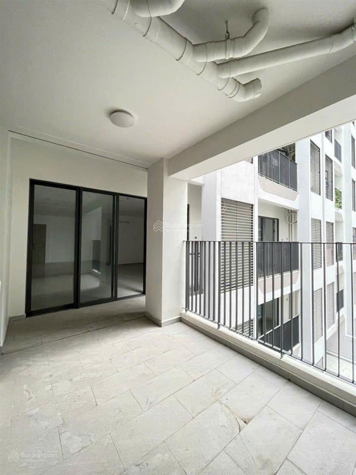 Bán căn văn phòng 71m2 có sân vườn riêng  sở hữu lâu dài  giá thật 43tr/m2  trung tâm đông sg