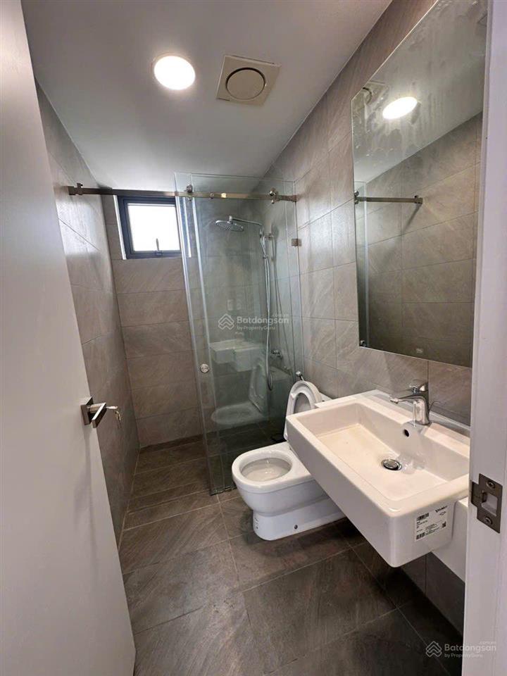 Cần bán căn hộ d’lusso quận 2 căn 3pn3wc dt 105m² view sông tầng cao