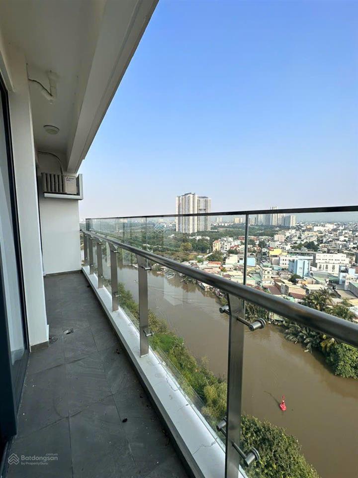 Cần bán căn hộ d’lusso quận 2 căn 3pn3wc dt 105m² view sông tầng cao