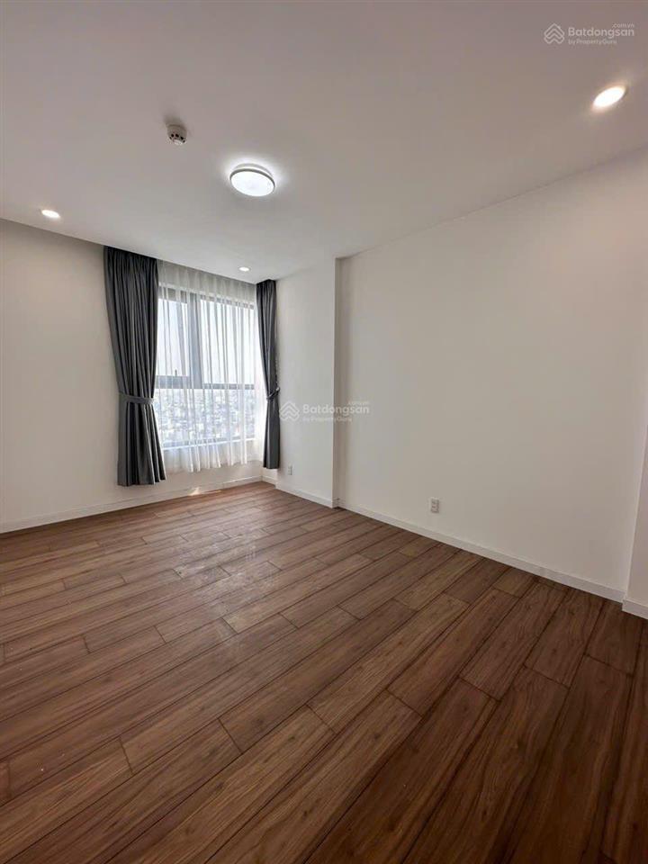 Cần bán căn hộ d’lusso quận 2 căn 3pn3wc dt 105m² view sông tầng cao