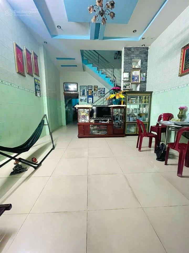 Bán nhà 93m2 , ngang 4.5x21,2 tầng, hẻm xe hơi, chỉ 8.5 tỷ, lê trọng tấn, tân phú,