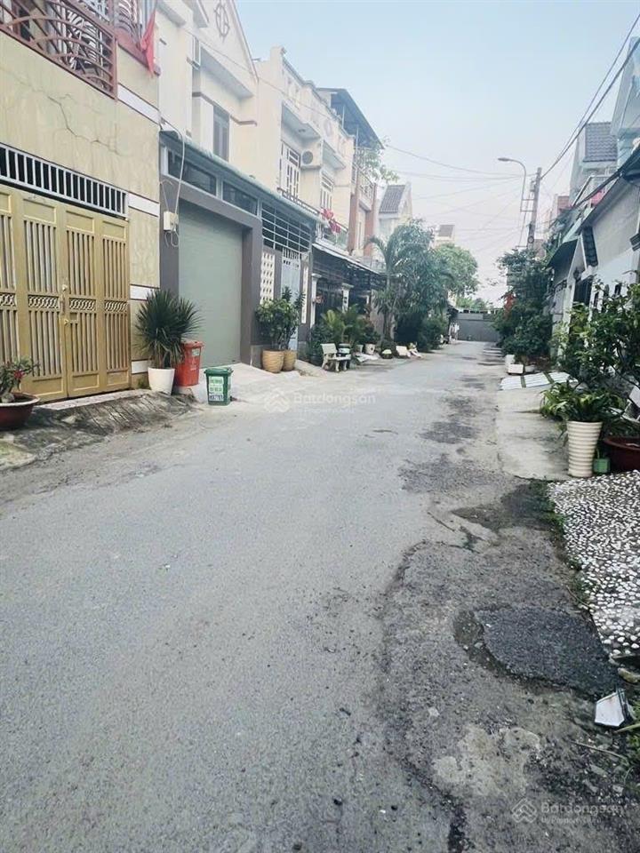 Nhà mới ở ngay khu phân lô tiền lân,bà điềm,hóc môn.hẻm 7m ,ngang 6.5m x 13 giá 5.8 tỷ