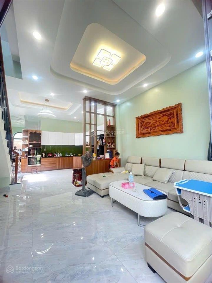 Tiền lân 19 bà điểm hóc môn xe hơi vô nhà  công nhận đủ 100m2  6.5x17 giá 5.2 tỷ